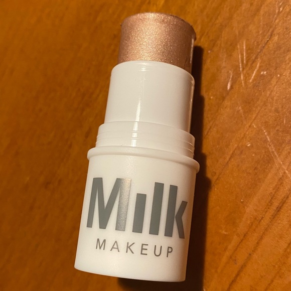 MILK Makeup Highlighter - Picture 4 of 16